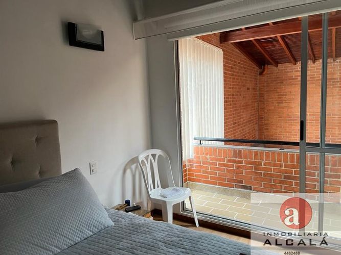 Casa de 5 alcobas en venta en San Lucas, Medellín, 290 m² · foto 7 de 24