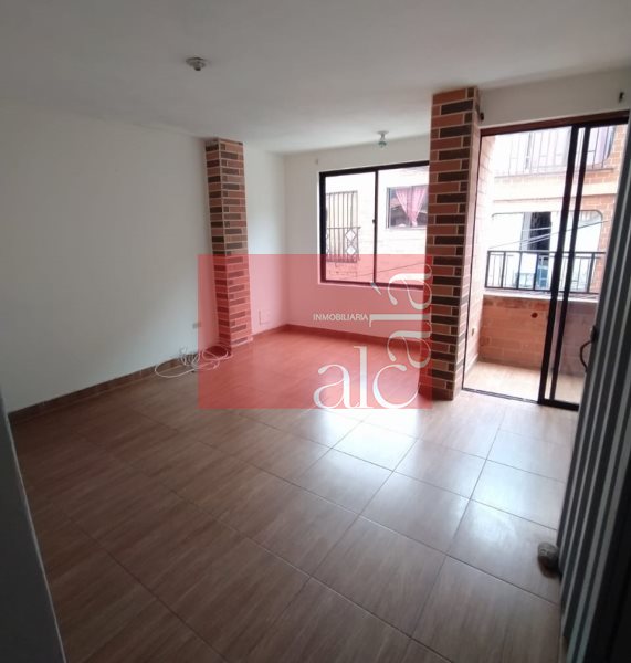 Apartamento en venta en Centro, Itagüí · foto 8 de 9