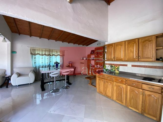 Finca en venta en El Salado, Guarne, 5040 m² · foto 2 de 15