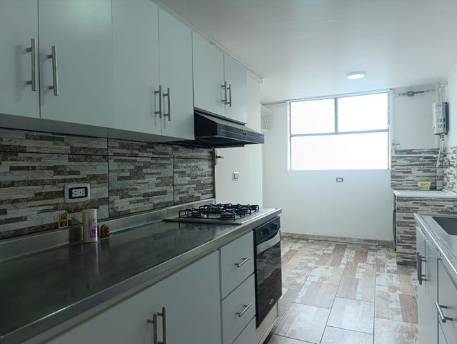 Apartamento de 3 alcobas en arriendo en Los Naranjos, Medellín, 86 m² · foto 3 de 18