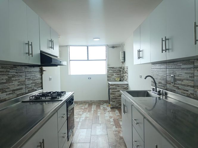 Apartamento de 3 alcobas en arriendo en Los Naranjos, Medellín, 86 m² · foto 4 de 18