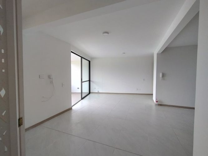 Apartamento de 2 alcobas en venta en Senderos Del Lili, Cali, 86 m² · foto 3 de 24