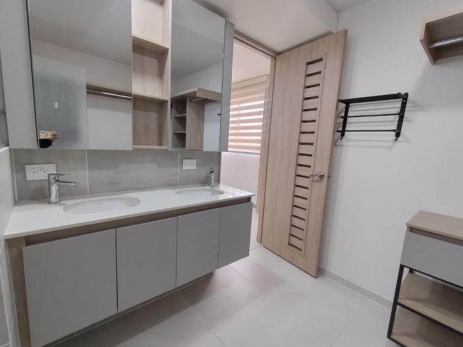 Apartamento de 2 alcobas en venta en Senderos Del Lili, Cali, 86 m² · foto 10 de 24
