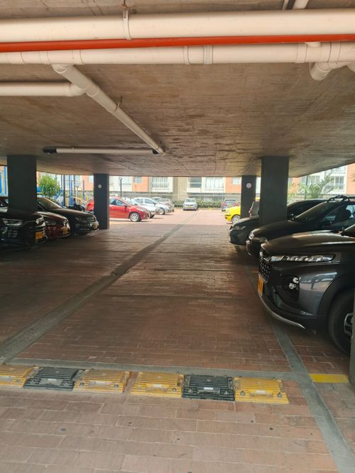 Apartamento en venta en Villemar Fontibon, Bogotá · foto 11 de 13