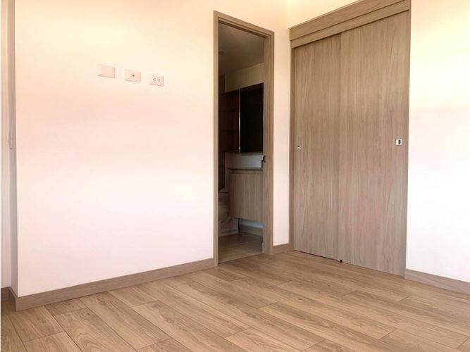 Apartamento de 3 alcobas en venta en El Porvenir, Rionegro, 78 m² · foto 11 de 16