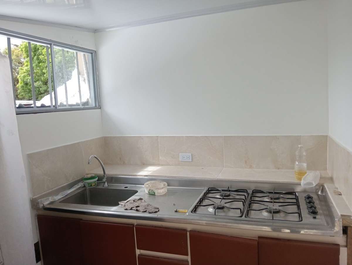 Casa en venta en San Luis, Bogotá · foto 2 de 15