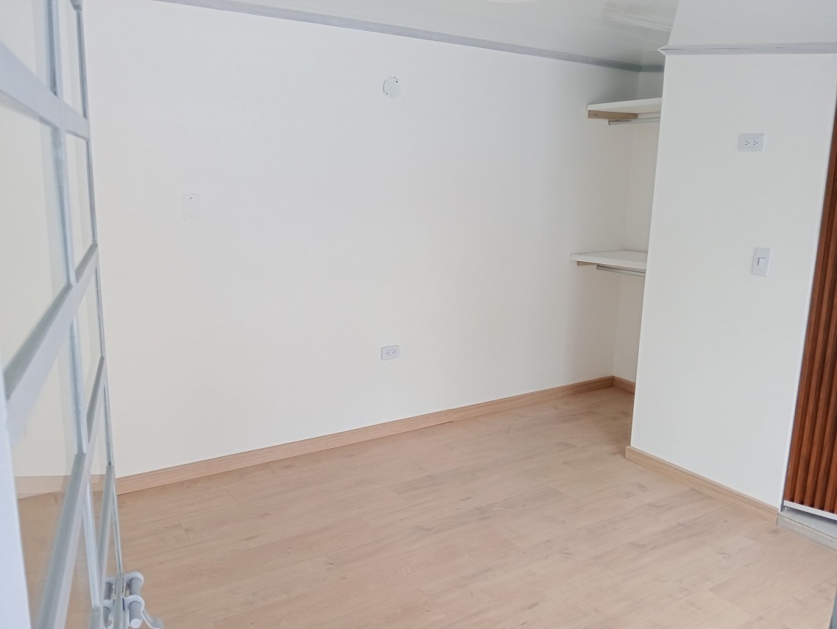 Casa en venta en San Luis, Bogotá · foto 11 de 15