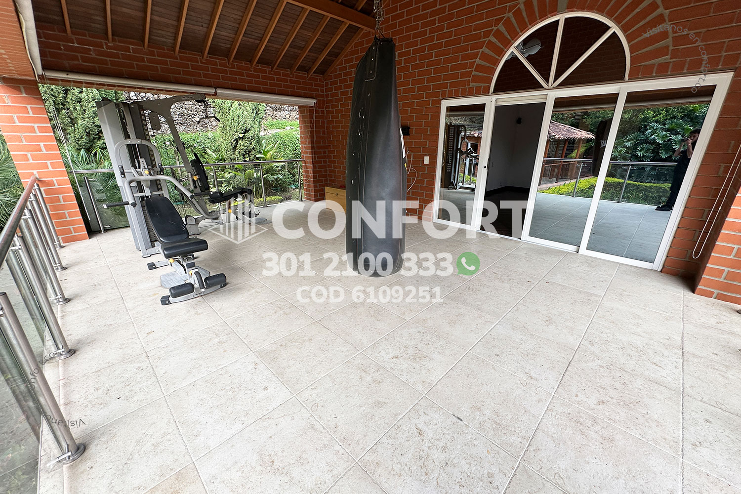 Apartamento en arriendo en Altos Del Poblado, Medellín · foto 22 de 24