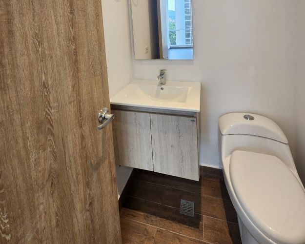 Oficina en arriendo en Santa María De Los Ángeles, Medellín, 33 m² · foto 6 de 6