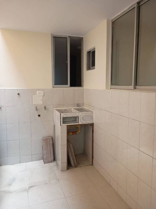 Apartamento de 3 alcobas en venta en La Merced, Bogotá, 124 m² · foto 14 de 18