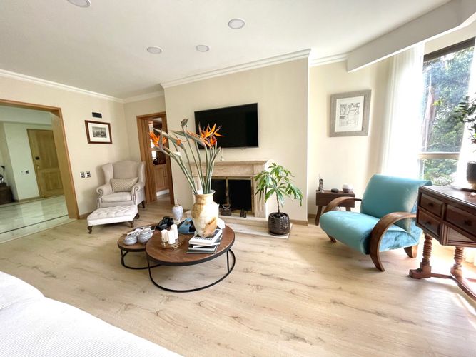 Apartamento de 3 alcobas en venta en Bosque Medina, Bogotá, 214 m² · foto 3 de 20