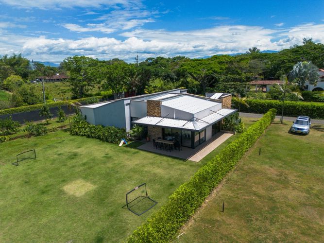 Casa de 4 alcobas en venta en Paso De La Bolsa, Jamundí · foto 4 de 10