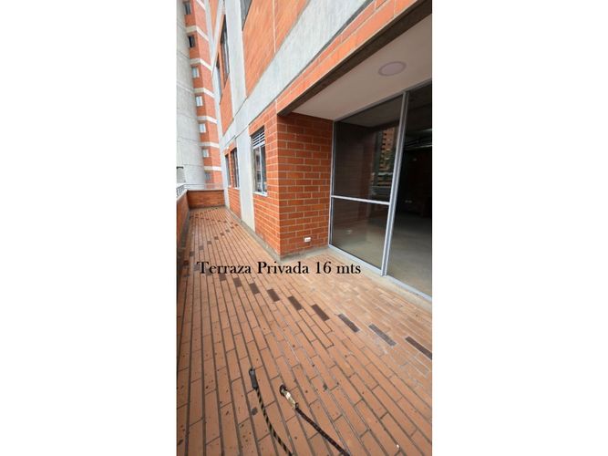 Apartamento de 3 alcobas en venta en Ditaires, Itagüí, 70 m² · foto 13 de 16
