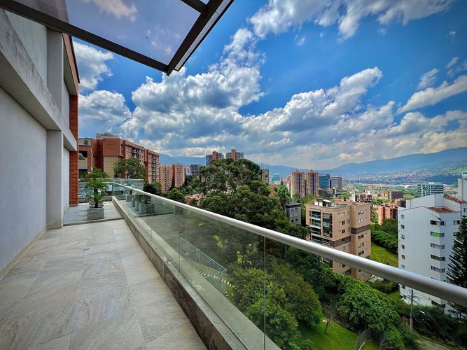 Apartamento en venta en La Candelaria, Medellín · foto 18 de 24