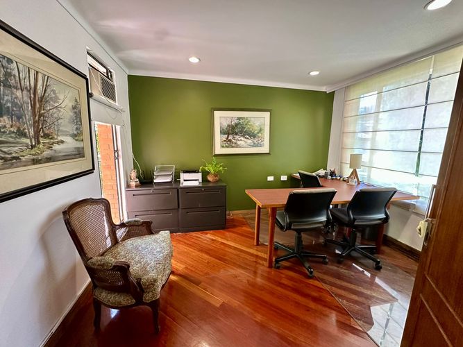 Casa de 4 alcobas en arriendo en Las Lomas, Medellín, 264 m² · foto 6 de 24