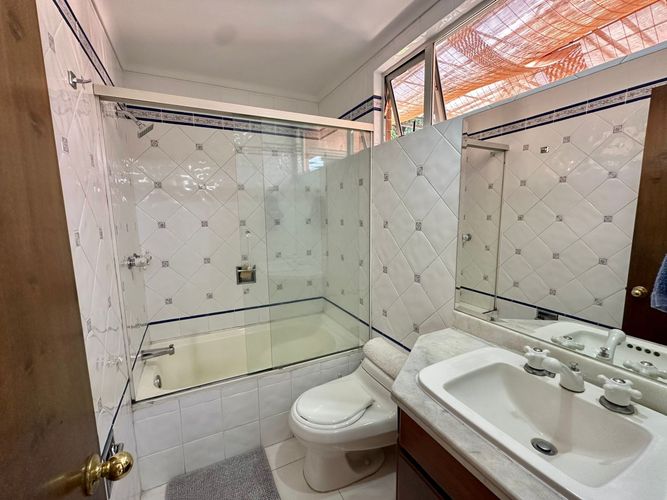 Casa de 4 alcobas en arriendo en Las Lomas, Medellín, 264 m² · foto 24 de 24
