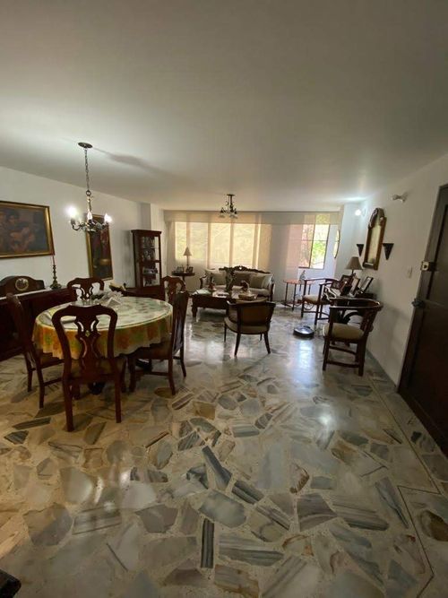 Apartamento de 3 alcobas en venta en Prados Del Norte, Cali, 147 m² · foto 5 de 24