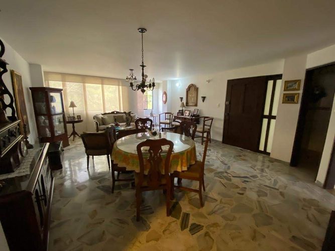 Apartamento de 3 alcobas en venta en Prados Del Norte, Cali, 147 m² · foto 11 de 24