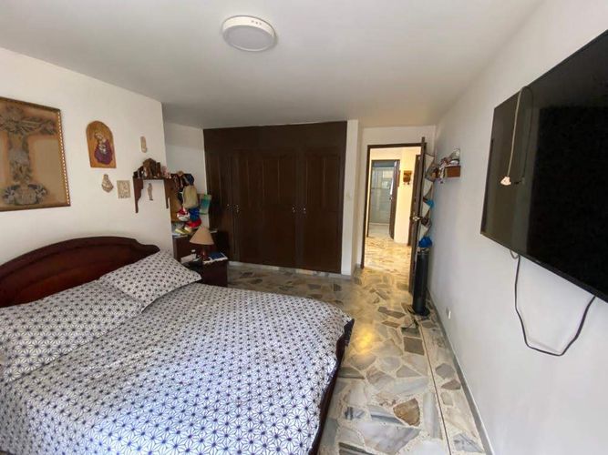 Apartamento de 3 alcobas en venta en Prados Del Norte, Cali, 147 m² · foto 14 de 24