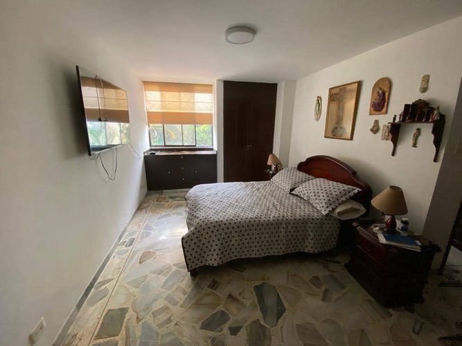 Apartamento de 3 alcobas en venta en Prados Del Norte, Cali, 147 m² · foto 17 de 24