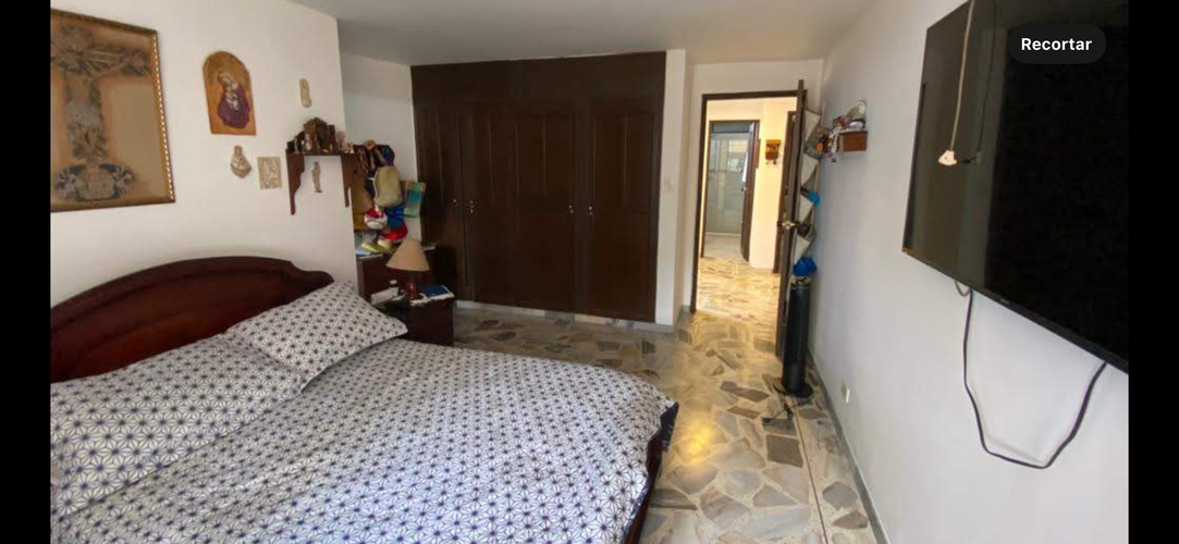 Apartamento de 3 alcobas en venta en Prados Del Norte, Cali, 147 m² · foto 22 de 24