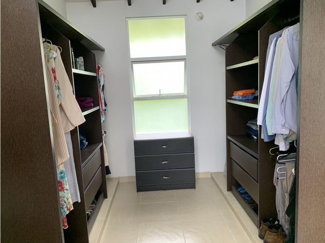Casa de 3 alcobas en venta en Via El Eden, Armenia, 261 m² · foto 22 de 24