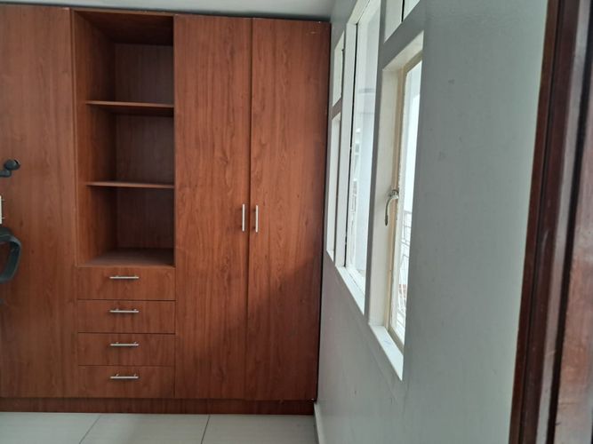 Casa de 6 alcobas en venta en Popular Modelo, Bogotá, 236 m² · foto 9 de 19