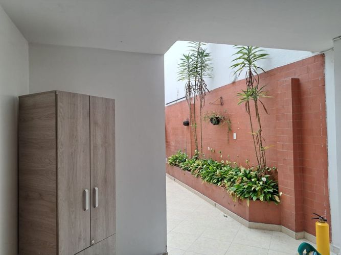 Casa de 6 alcobas en venta en Popular Modelo, Bogotá, 236 m² · foto 14 de 19