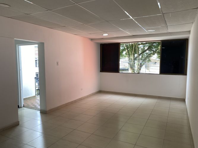 Local en arriendo en Barzal Bajo Sur, Villavicencio, 126 m² · foto 8 de 24