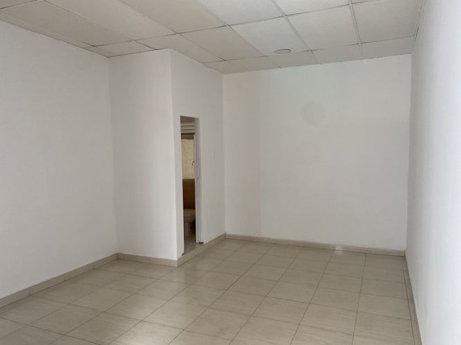 Local en arriendo en Barzal Bajo Sur, Villavicencio, 126 m² · foto 12 de 24