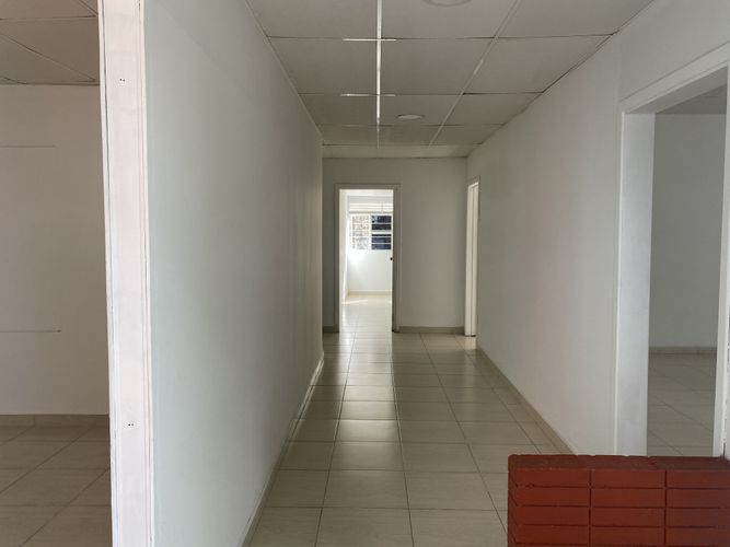 Local en arriendo en Barzal Bajo Sur, Villavicencio, 126 m² · foto 18 de 24