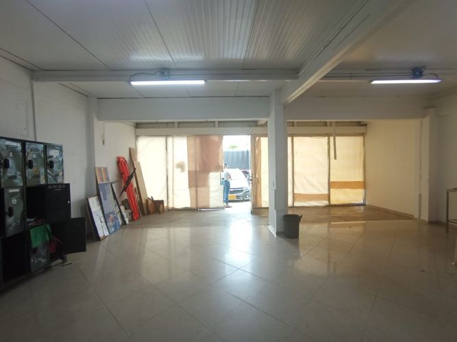 Local en arriendo en Caribe, Medellín, 75 m² · foto 5 de 8
