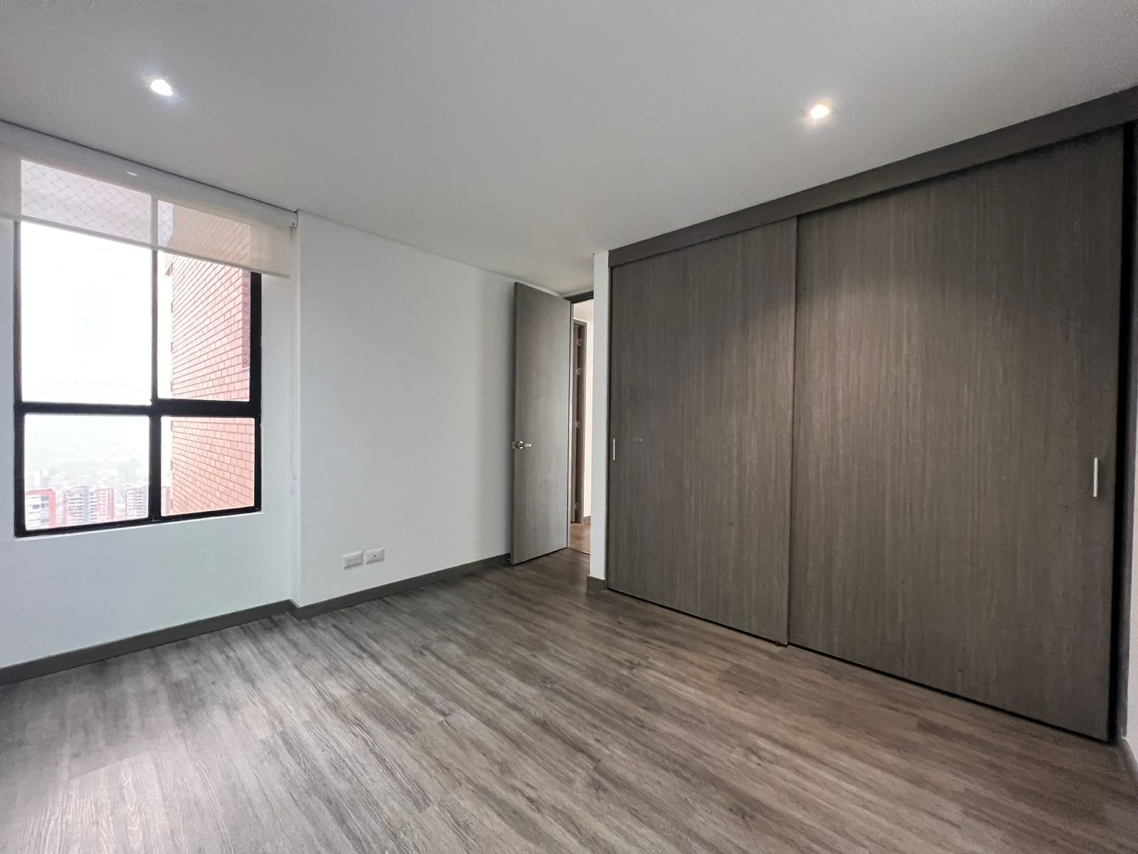 Apartamento en arriendo en La Pradera, Envigado · foto 9 de 16