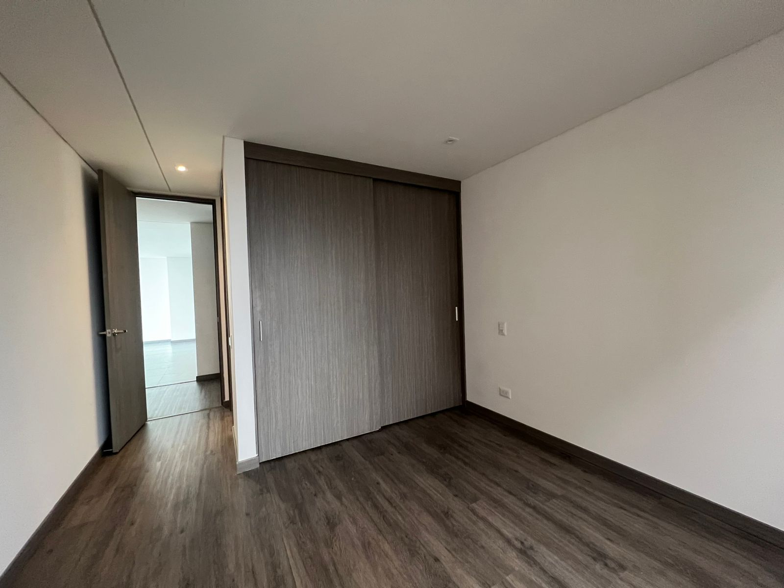 Apartamento en arriendo en La Pradera, Envigado · foto 11 de 16