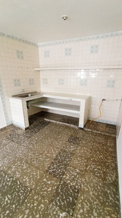 Casa de 12 alcobas en venta en Base Aerea, Cali, 350 m² · foto 6 de 18