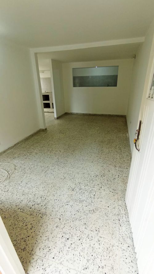 Casa de 12 alcobas en venta en Base Aerea, Cali, 350 m² · foto 11 de 18