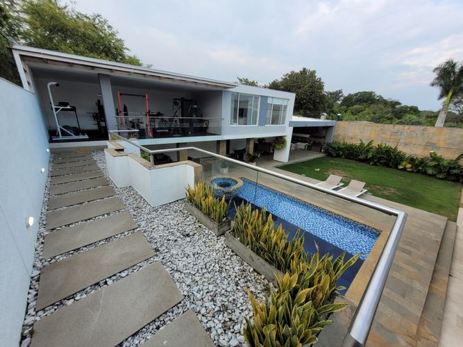 Casa de 8 alcobas en venta en Pance, Cali · foto 5 de 24
