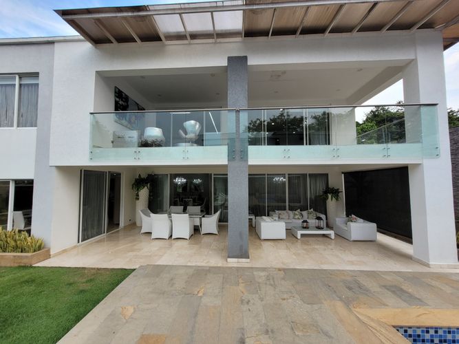 Casa de 8 alcobas en venta en Pance, Cali · foto 7 de 24