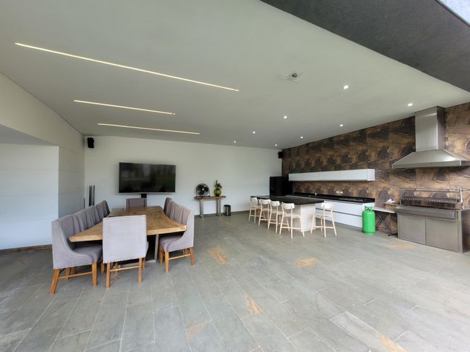 Casa de 8 alcobas en venta en Pance, Cali · foto 11 de 24