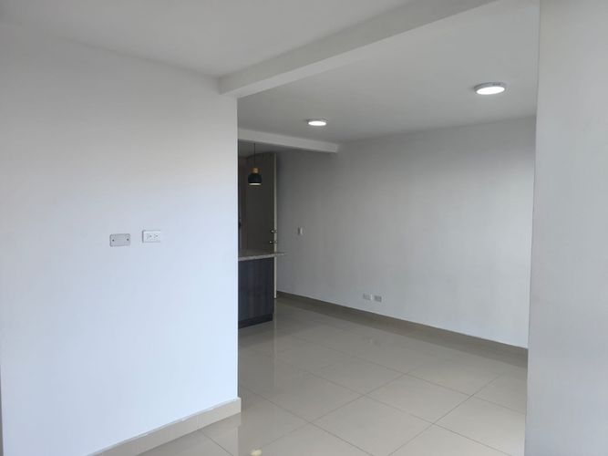 Apartamento de 2 alcobas en venta en La Rivera I, Cali, 57 m² · foto 15 de 24