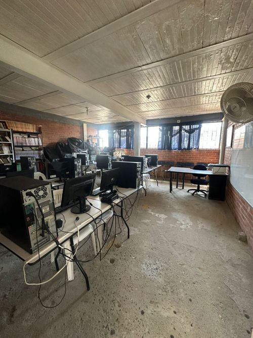 Edificio en venta en Valle Grande, Cali, 203 m² · foto 7 de 11
