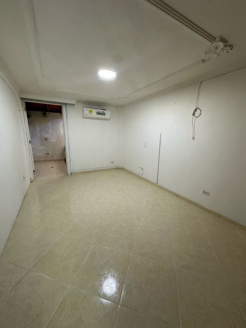 Casa de 6 alcobas en venta en Pasoancho, Cali, 250 m² · foto 7 de 18