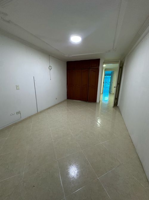 Casa de 6 alcobas en venta en Pasoancho, Cali, 250 m² · foto 8 de 18