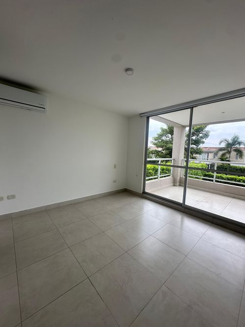 Casa de 3 alcobas en venta en Alfaguara, Jamundí, 235 m² · foto 13 de 16