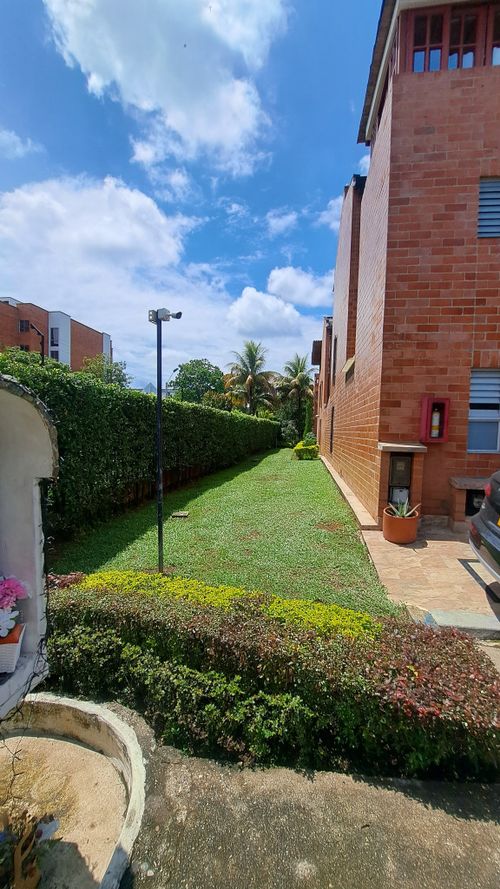 Casa de 4 alcobas en venta en Valle Del Lili, Cali, 146 m² · foto 19 de 20