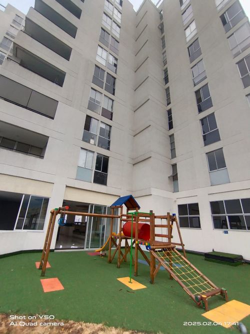 Apartamento de 4 alcobas en venta en Menga, Cali, 158 m² · foto 2 de 24