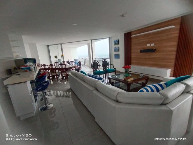 Apartamento de 4 alcobas en venta en Menga, Cali, 158 m² · foto 8 de 24