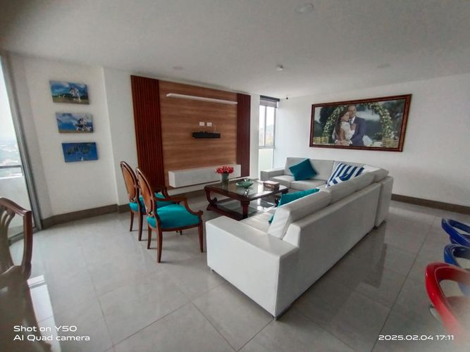 Apartamento de 4 alcobas en venta en Menga, Cali, 158 m² · foto 9 de 24