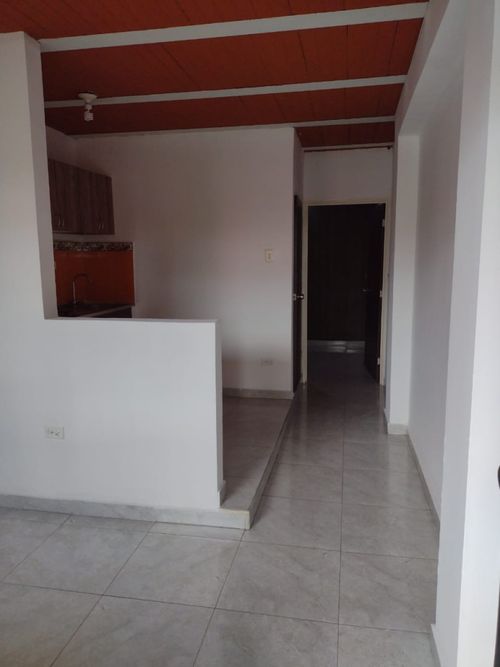 Edificio en venta en Ciudadela Comfandi, Cali, 190 m² · foto 8 de 11