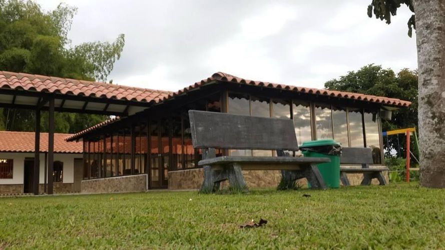Finca en venta en Centro, Armenia, 800 m² · foto 5 de 16